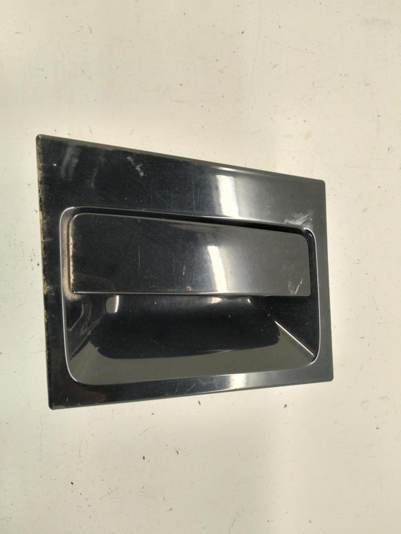 Ручка двери задней наружная левая