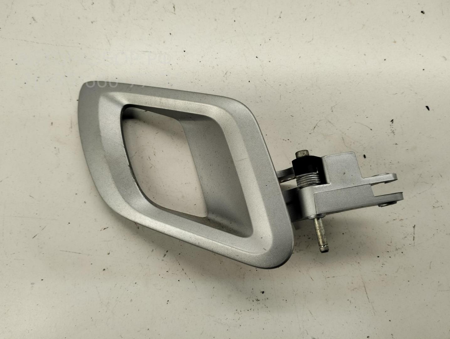 Ручка двери задней внутренняя правая