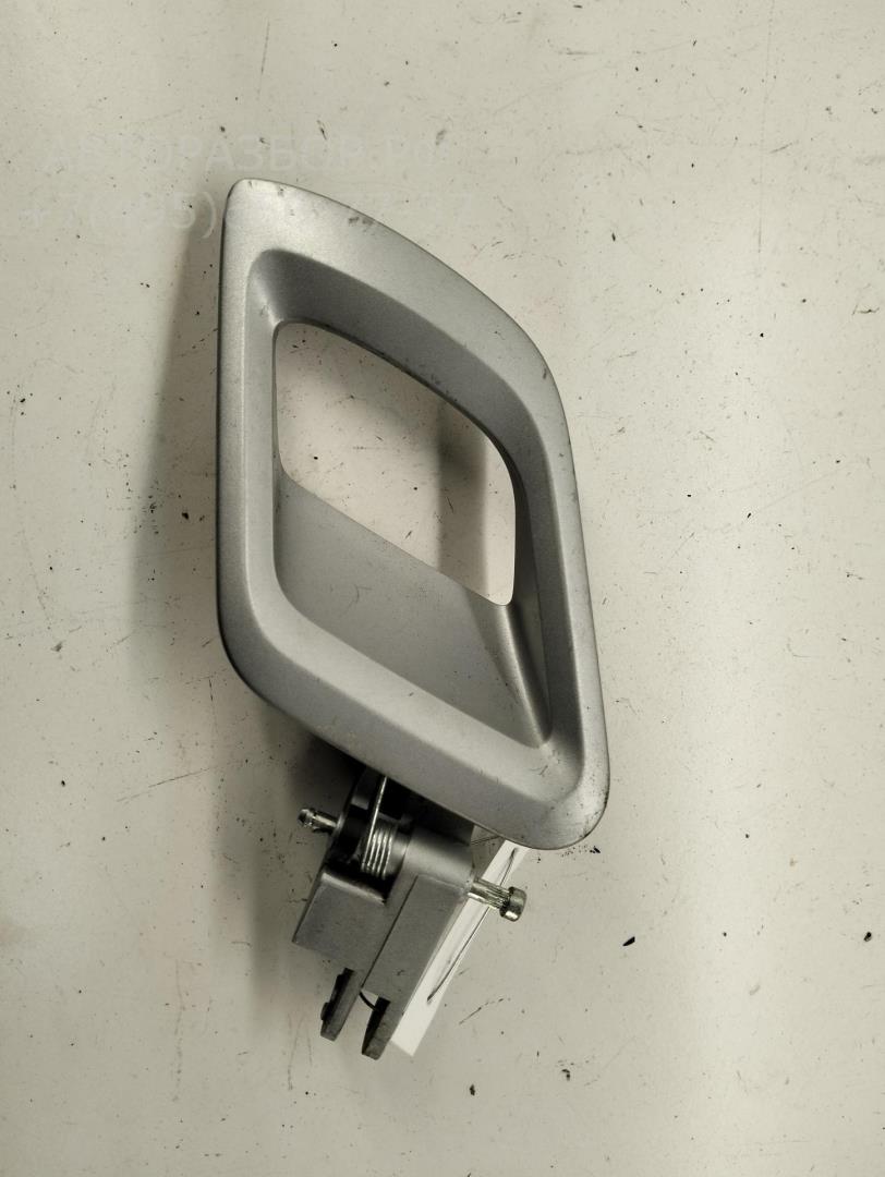 Ручка двери задней внутренняя левая