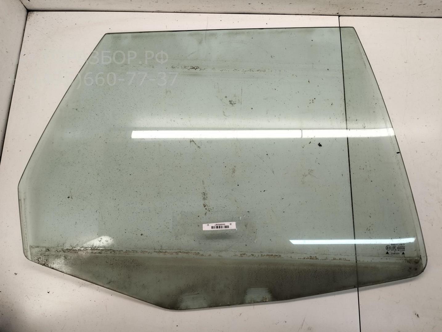 Стекло двери задней правой