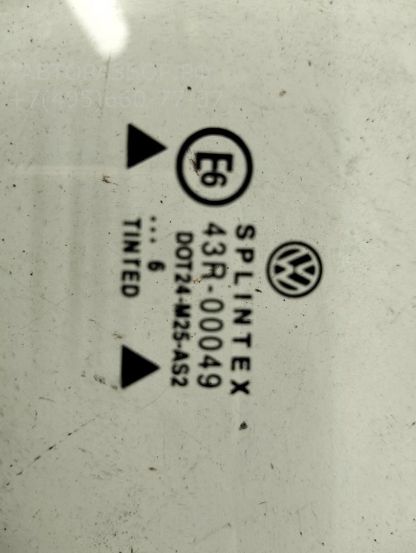 Стекло двери задней правой