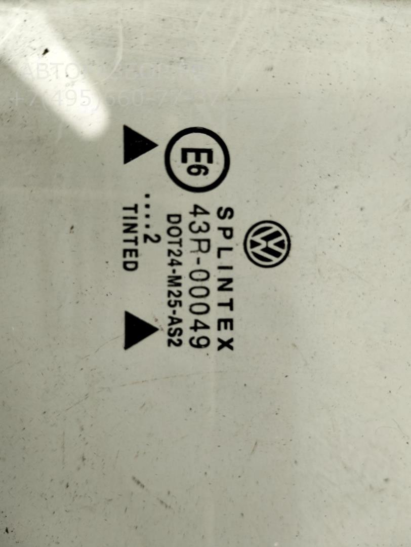 Стекло двери задней правой