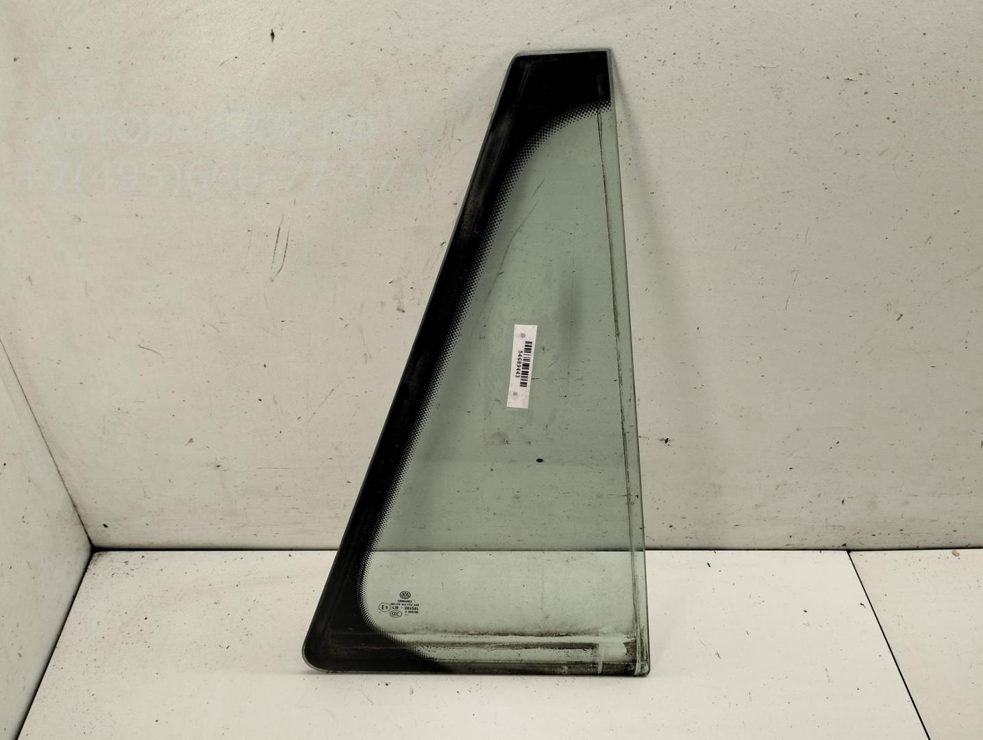 Стекло двери задней правой (форточка)