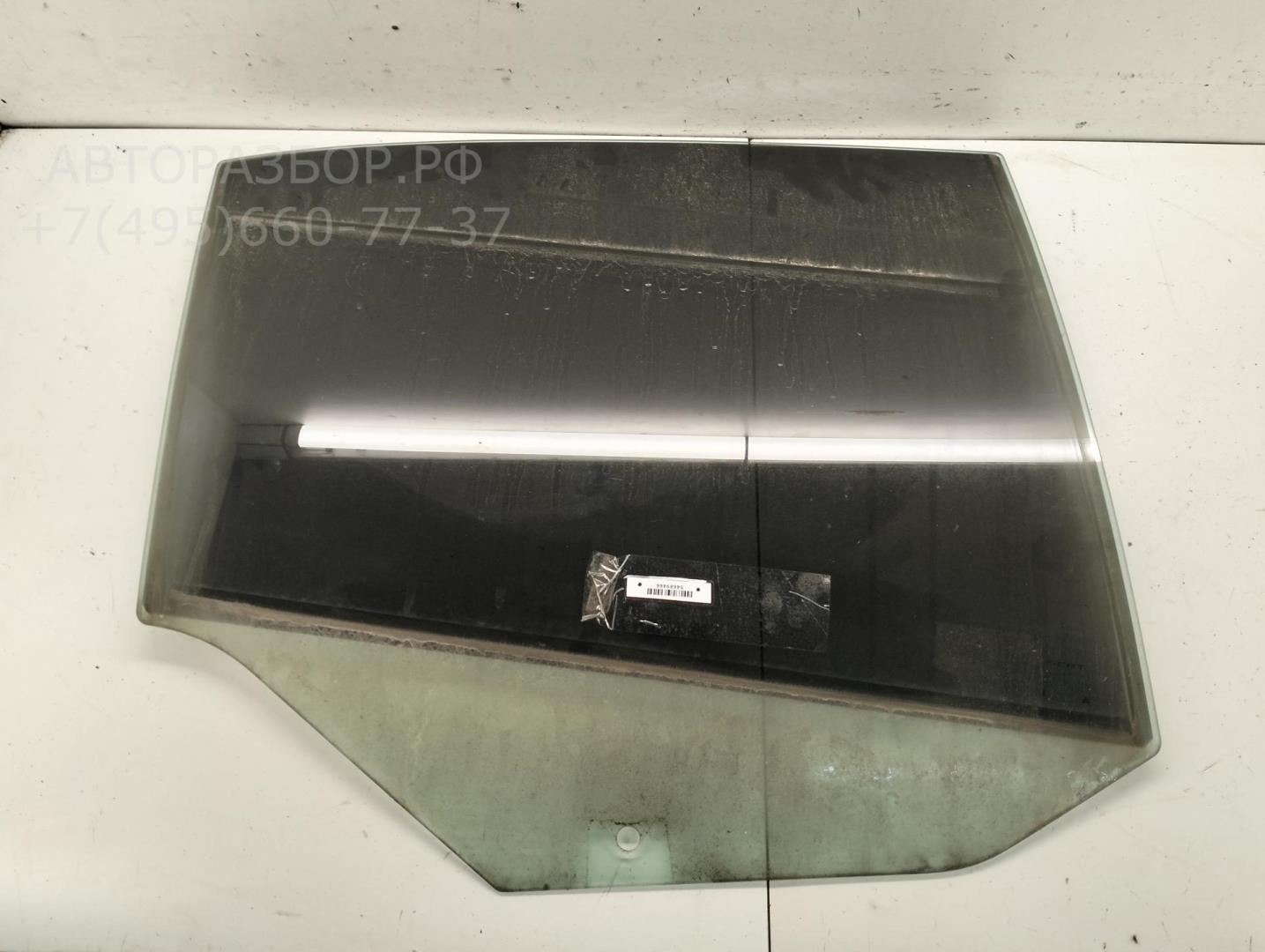 Стекло двери задней правой