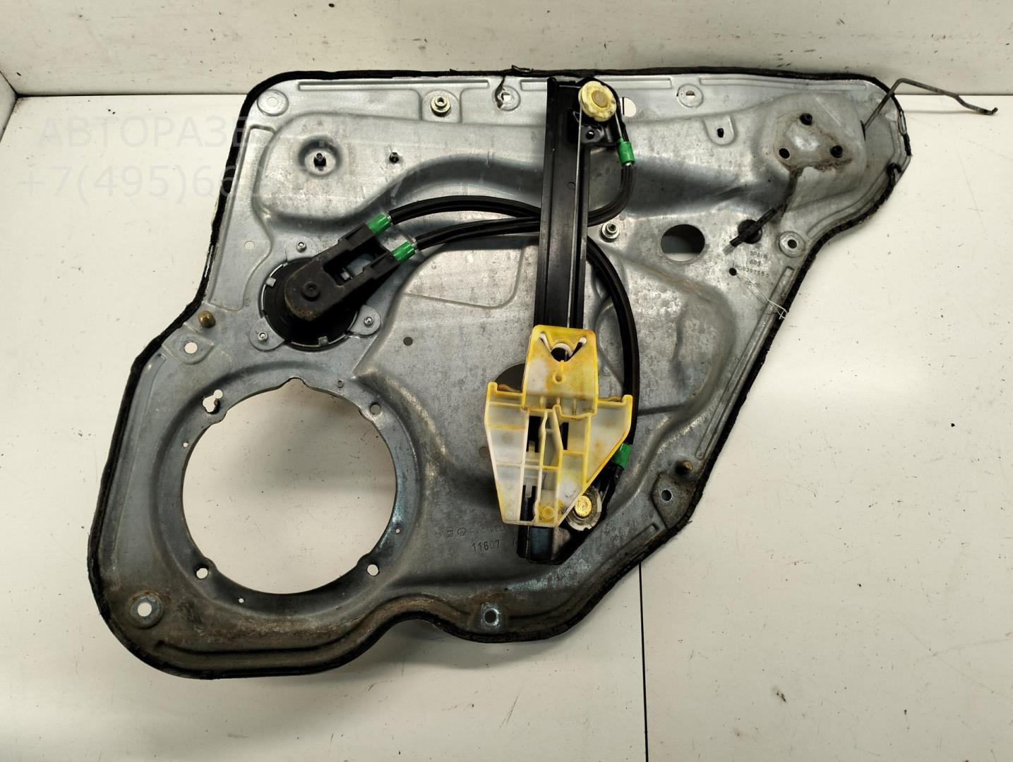 Стеклоподъемник механ. задний левый