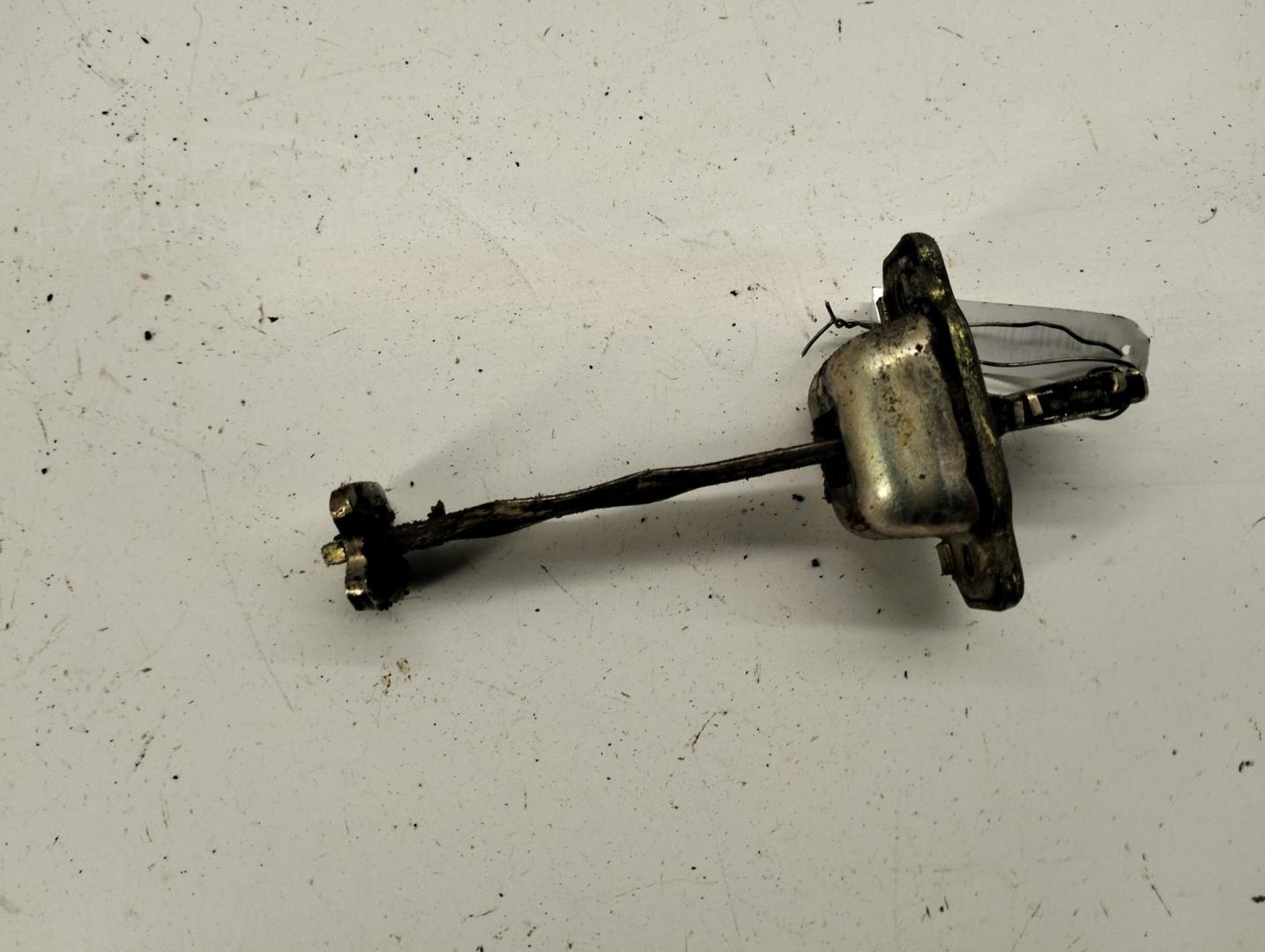 Ограничитель двери