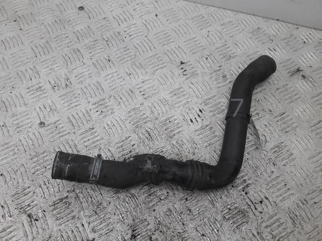 Патрубок радиатора