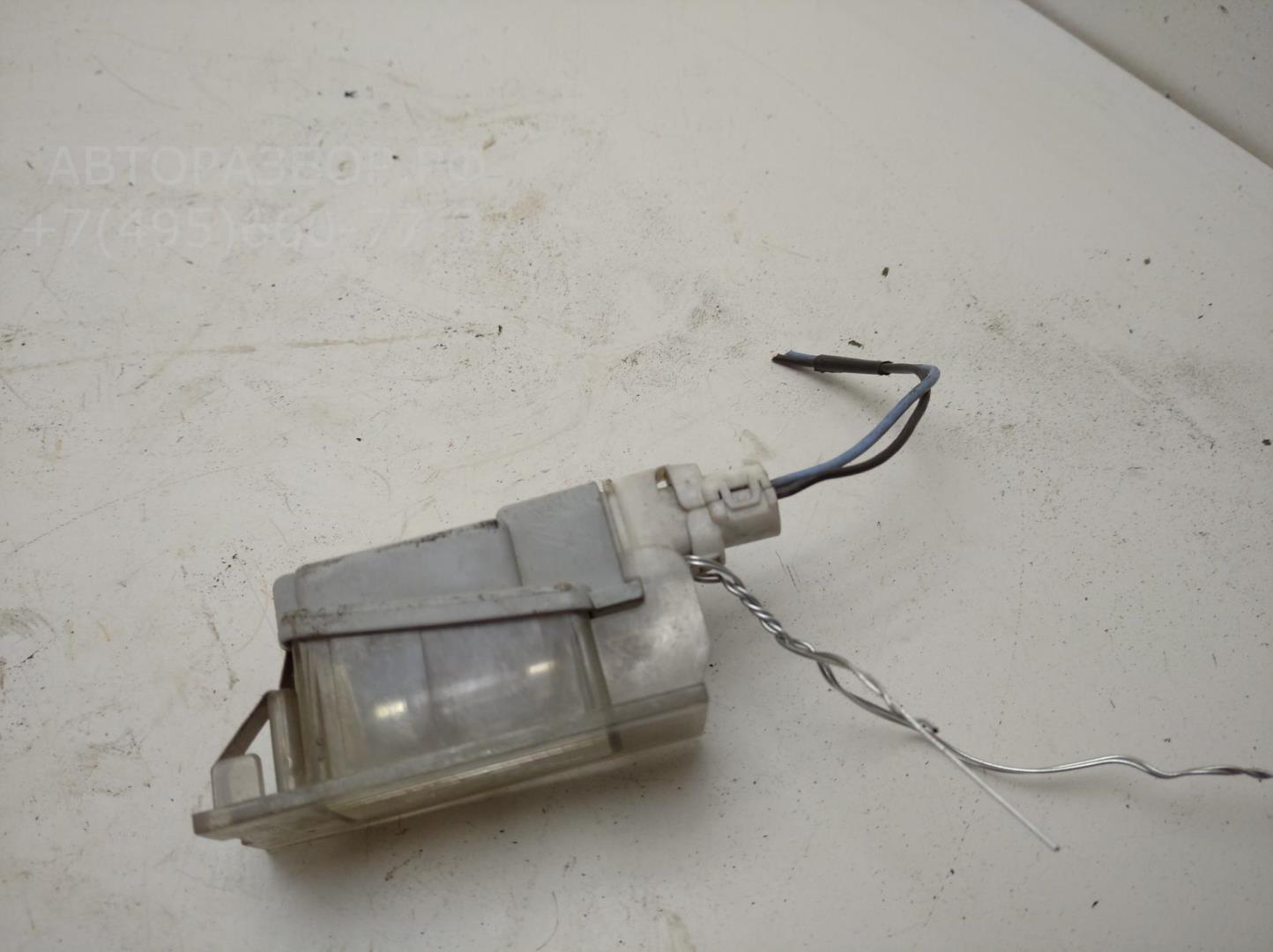 Фонарь подсветки номера