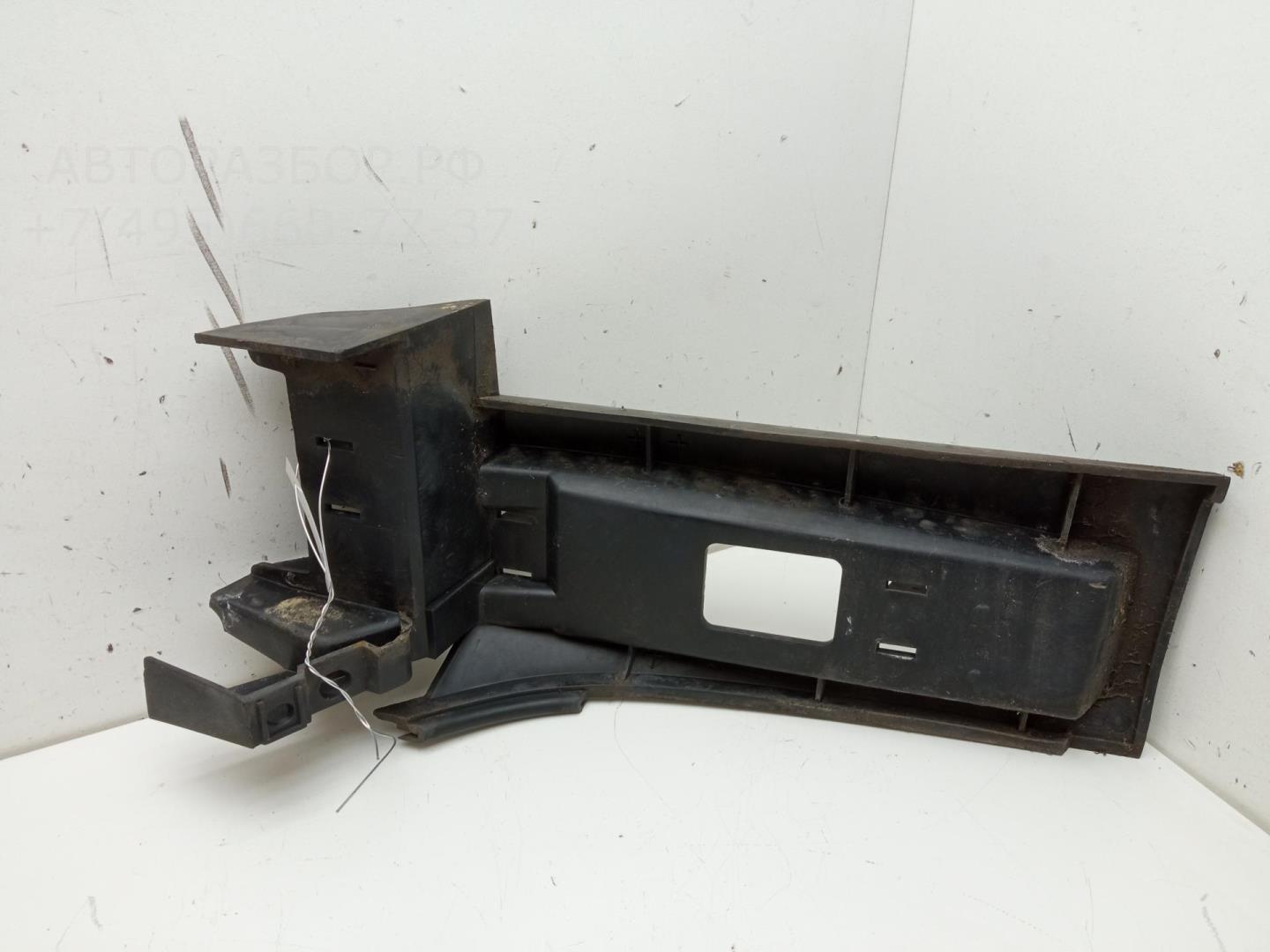 Кронштейн переднего бампера правый