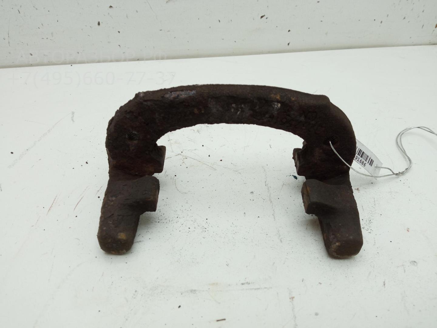 Скоба суппорта заднего