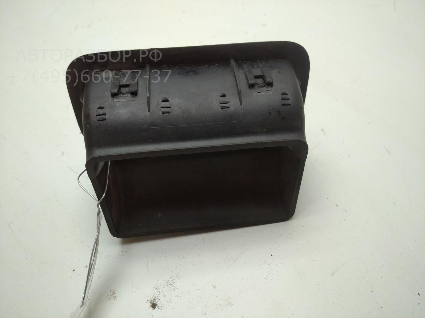 Ручка двери задней внутренняя правая