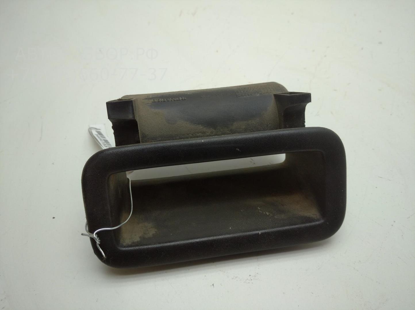 Ручка двери задней внутренняя правая