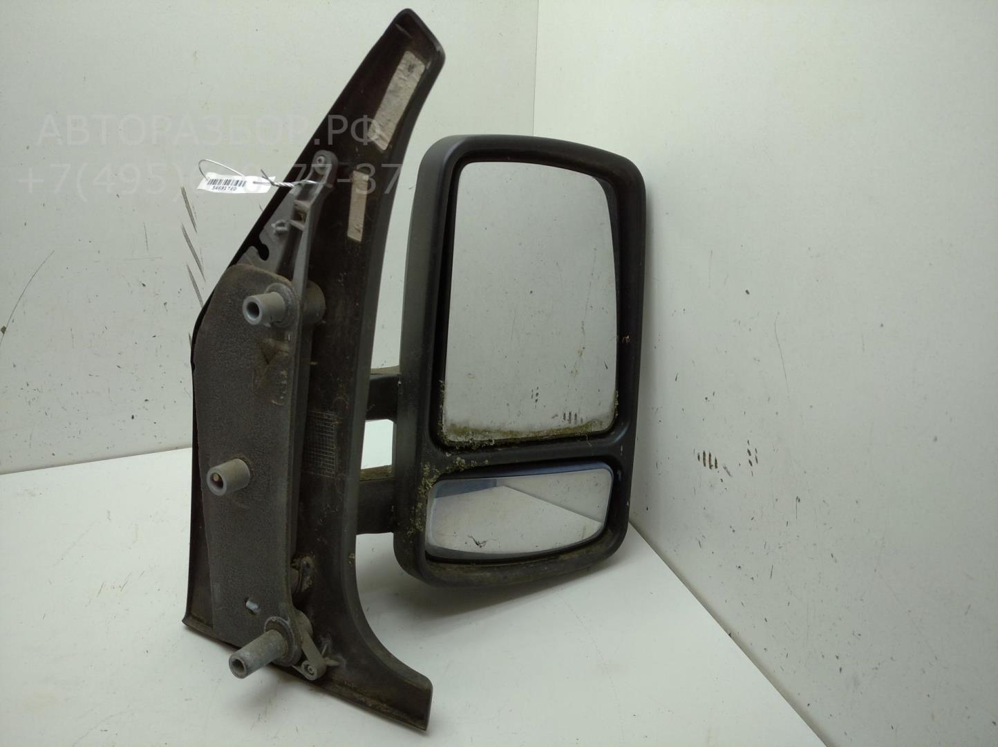 Зеркало правое электрическое