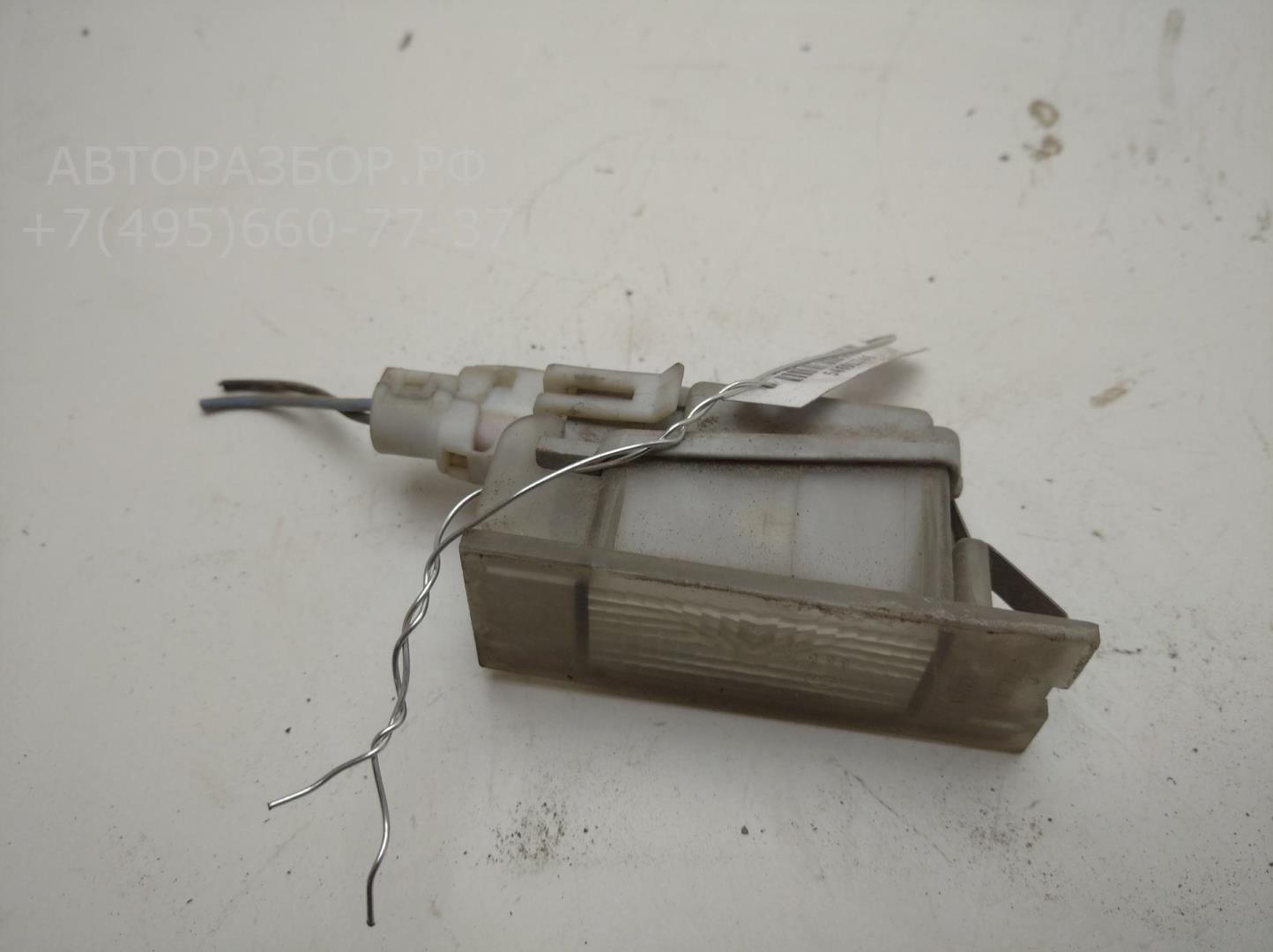 Фонарь подсветки номера