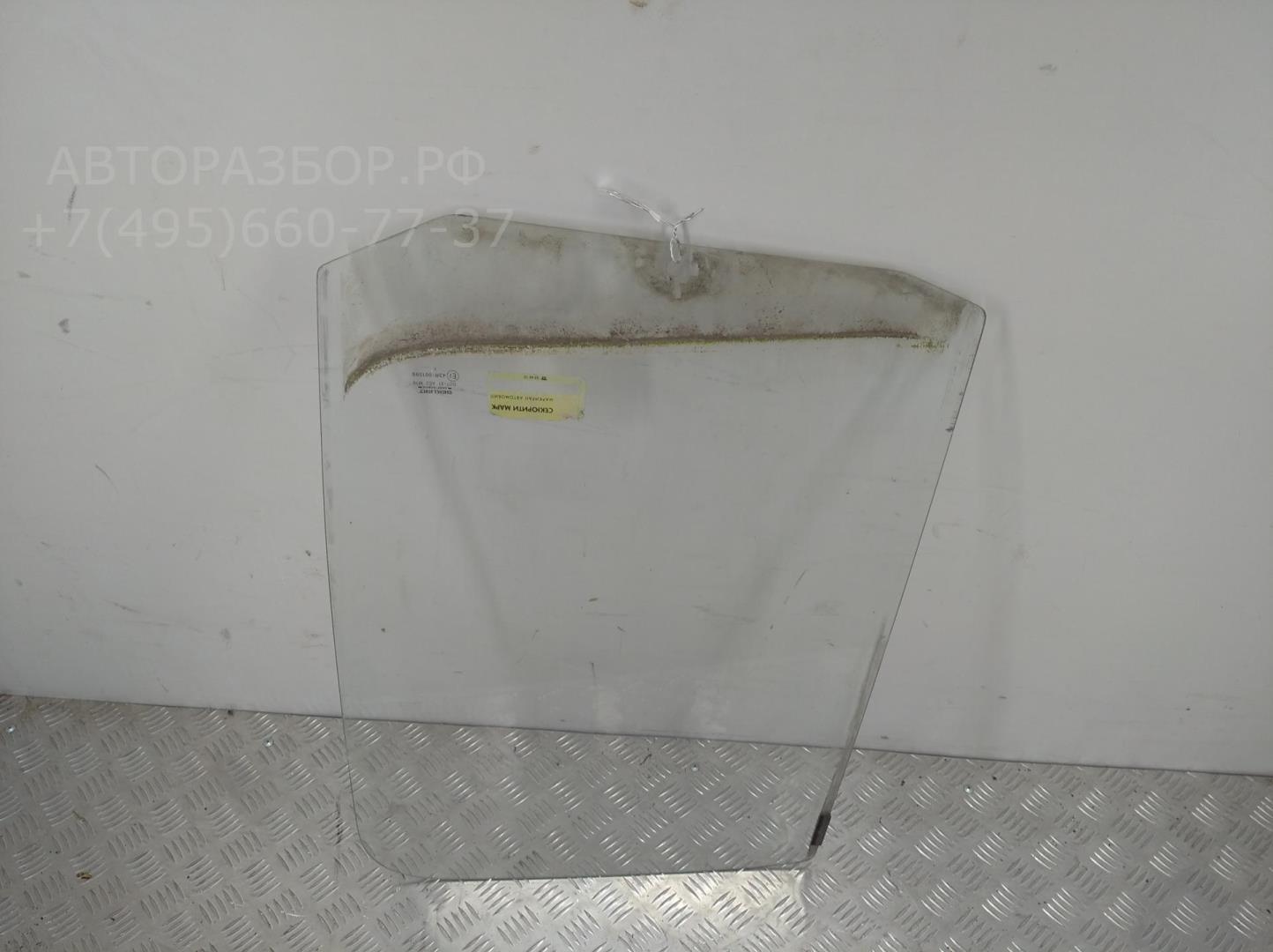 Стекло двери передней левой