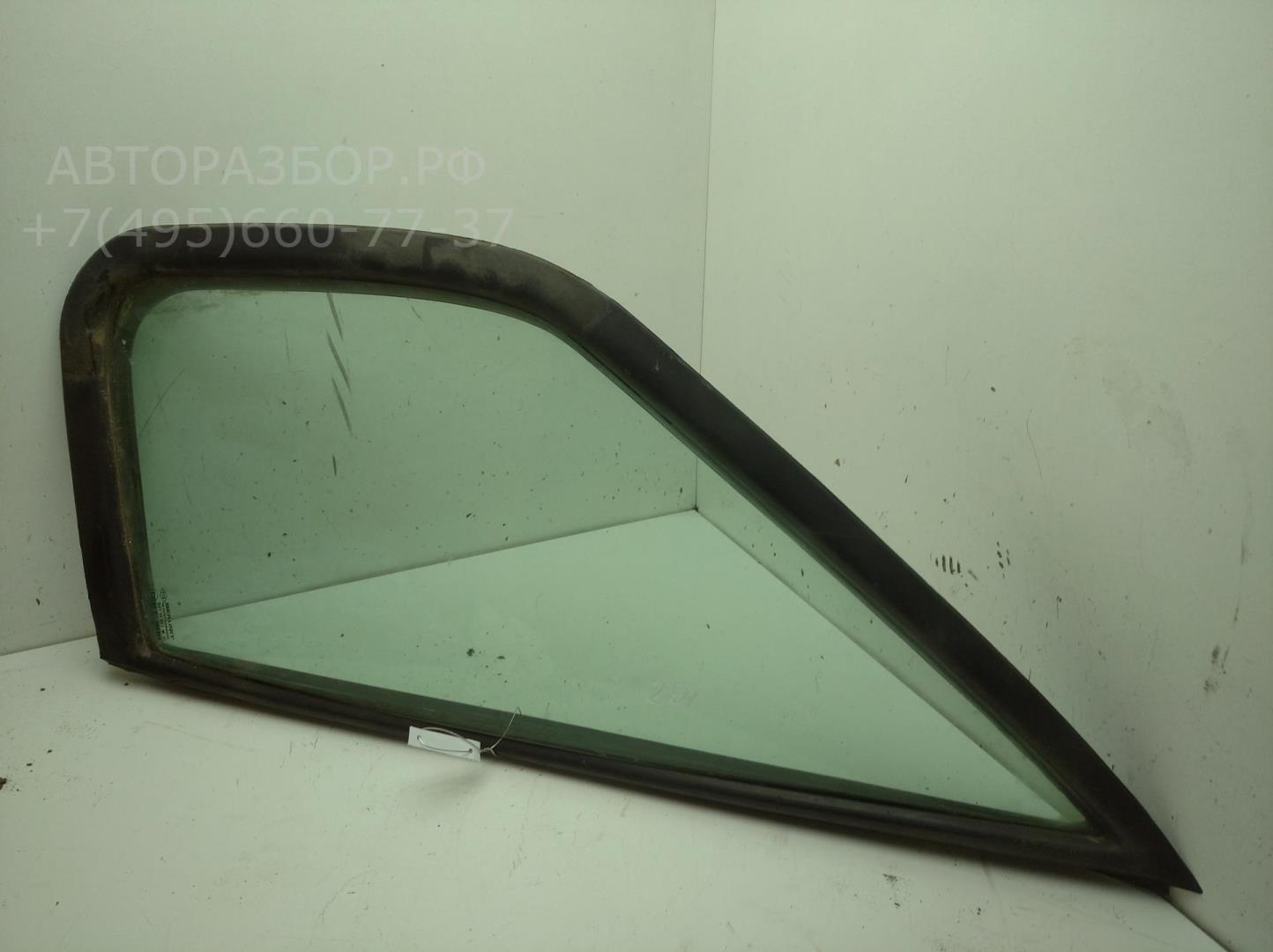 Стекло двери передней левой (форточка)