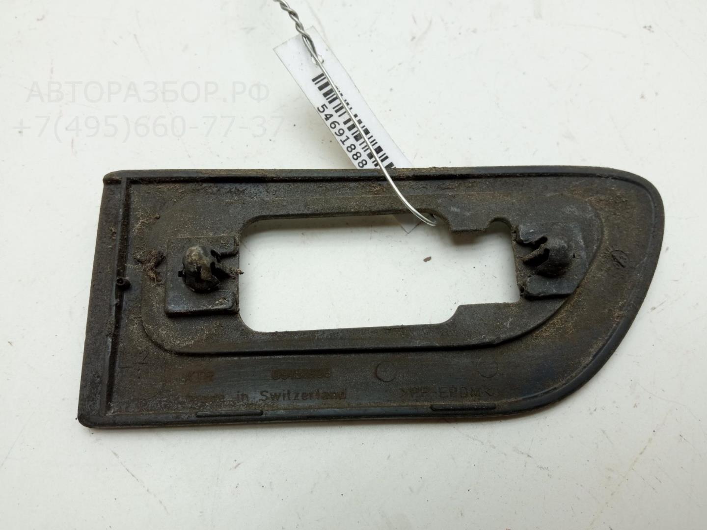 Накладка переднего крыла левого