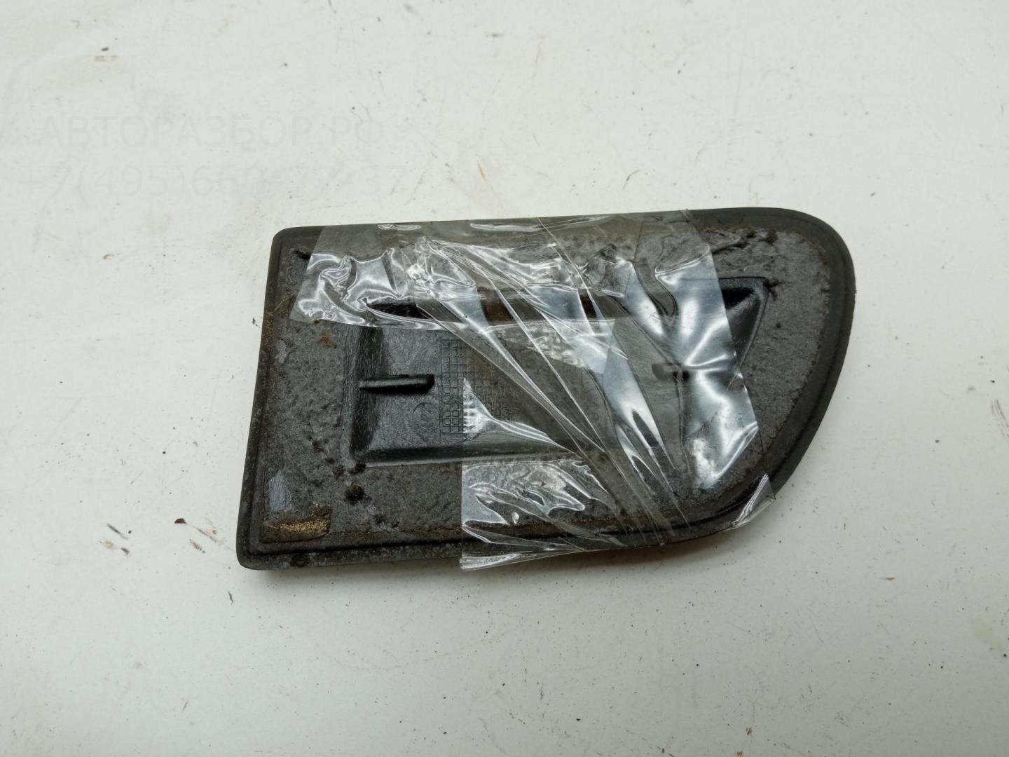 Накладка переднего крыла левого