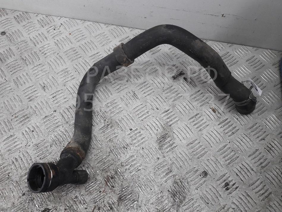 Патрубок радиатора