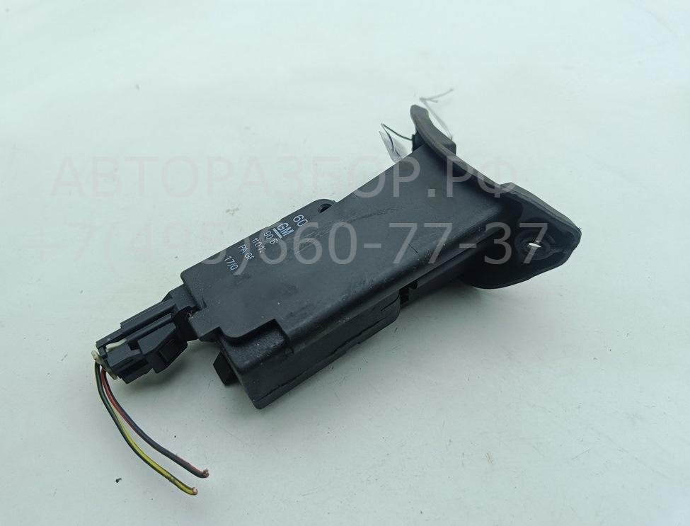 Активатор замка двери