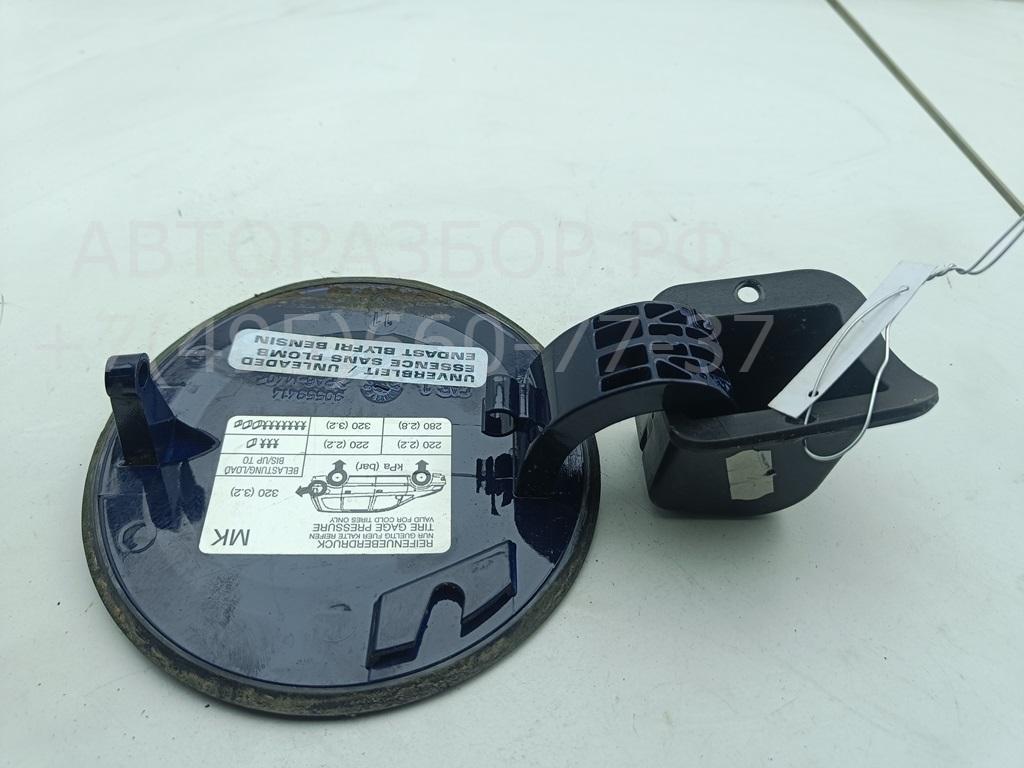 Лючок бензобака