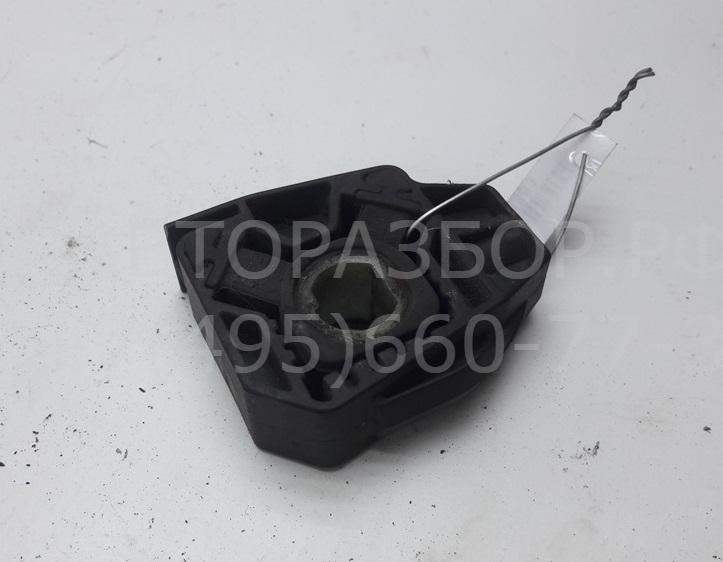 Кронштейн радиатора