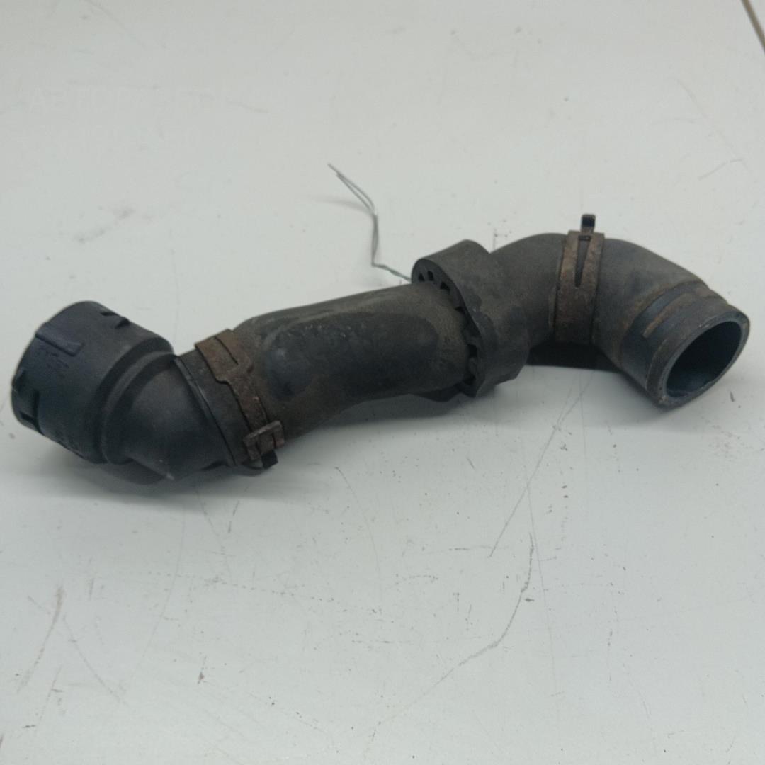 Патрубок радиатора