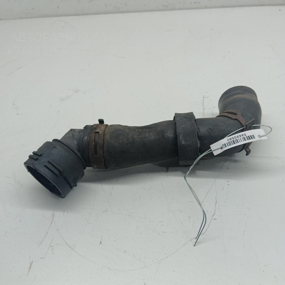 Патрубок радиатора