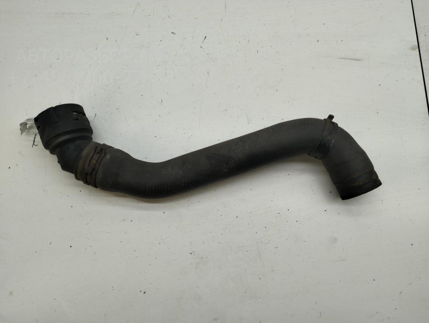 Патрубок радиатора