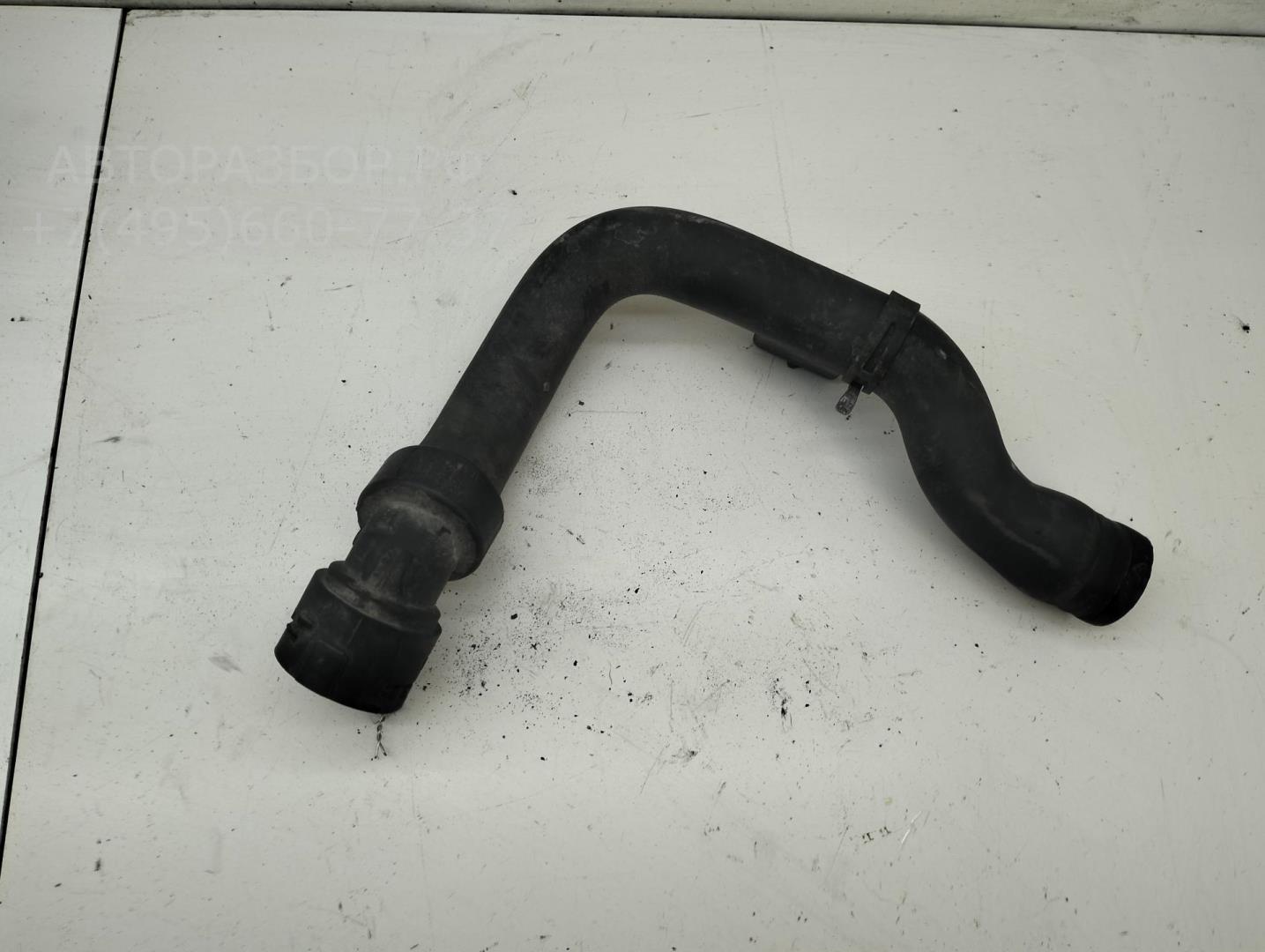 Патрубок радиатора