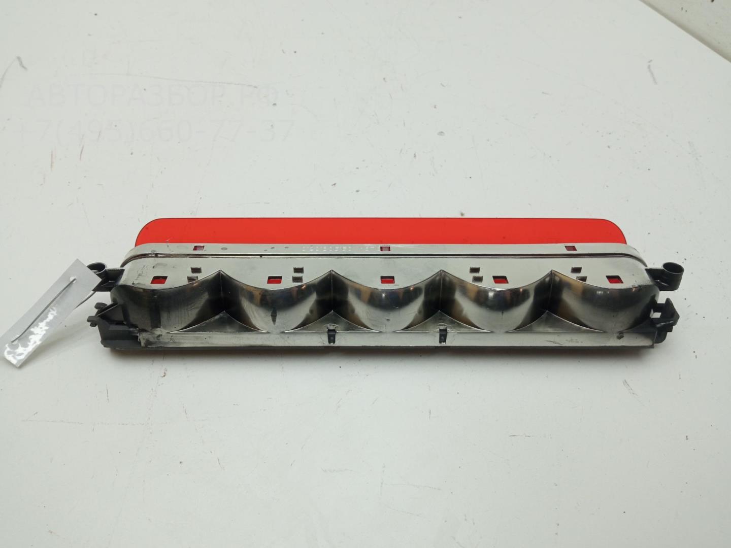 Фонарь задний (стоп сигнал)