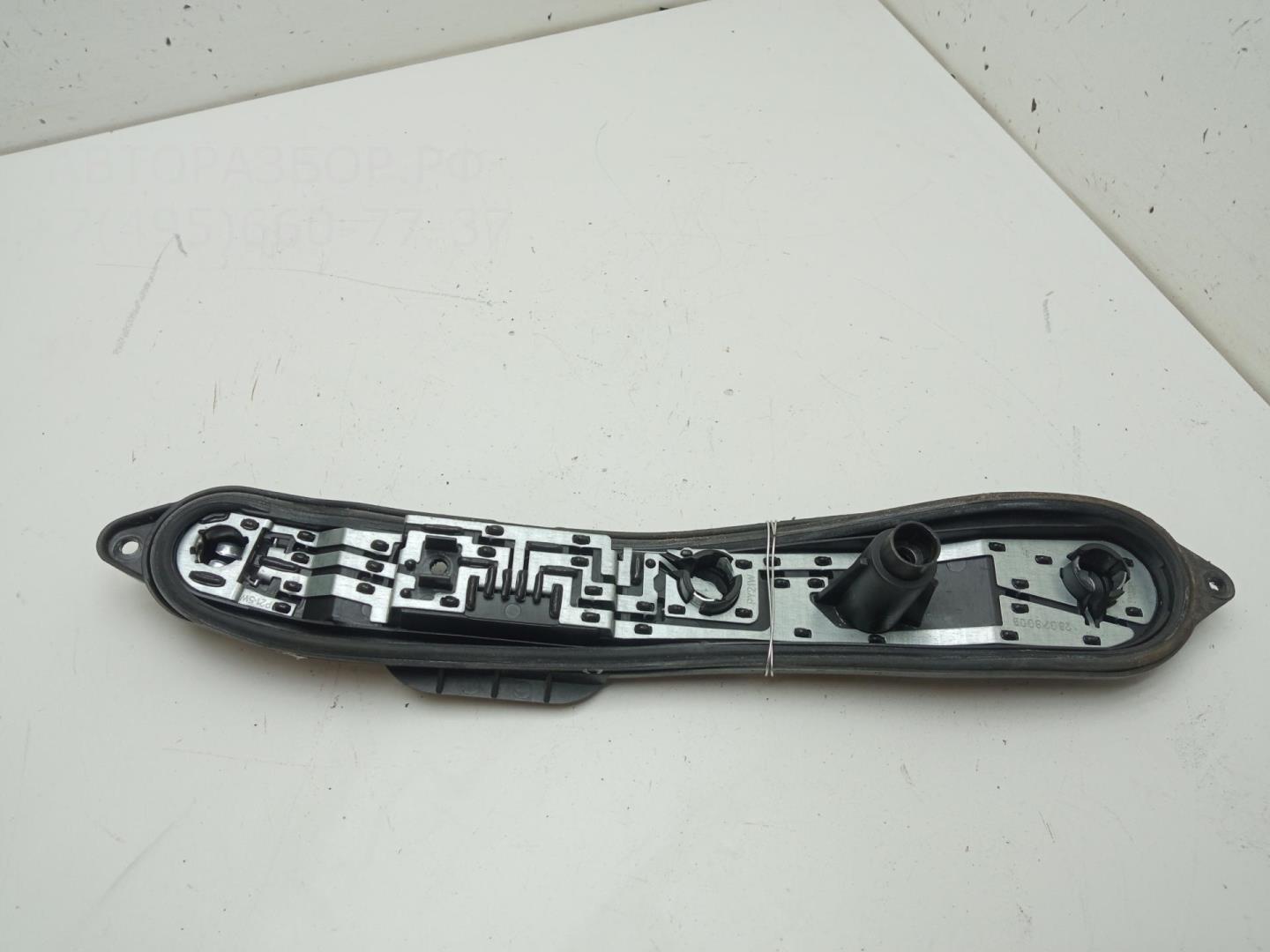 Плата заднего фонаря правого