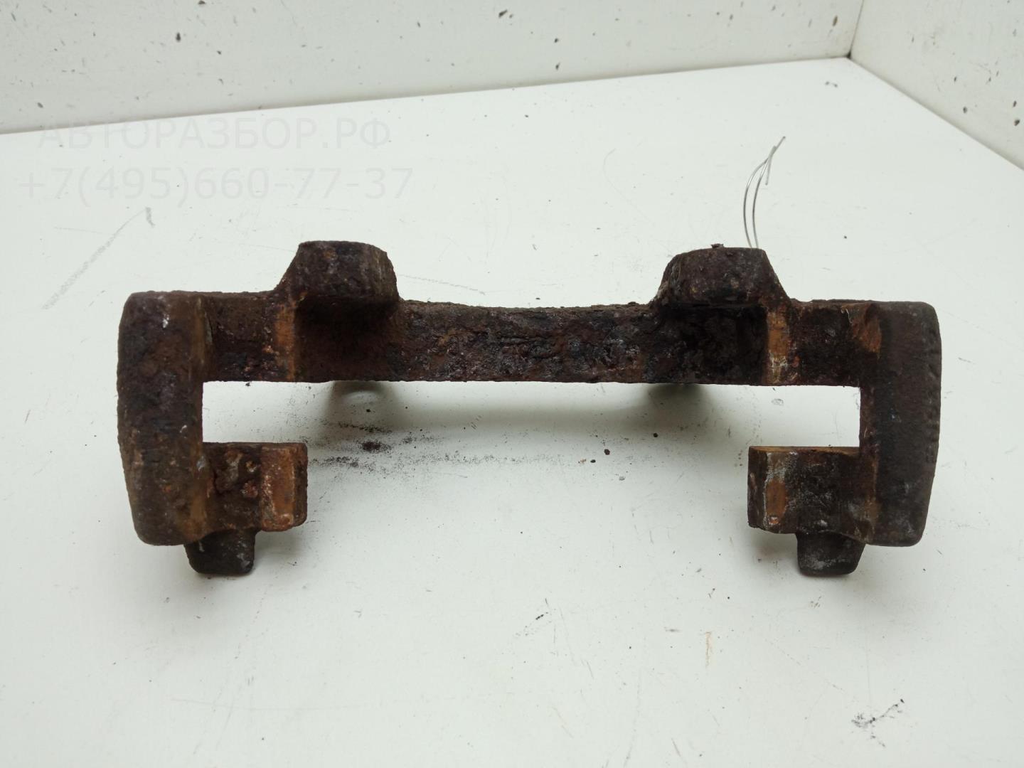 Скоба суппорта переднего