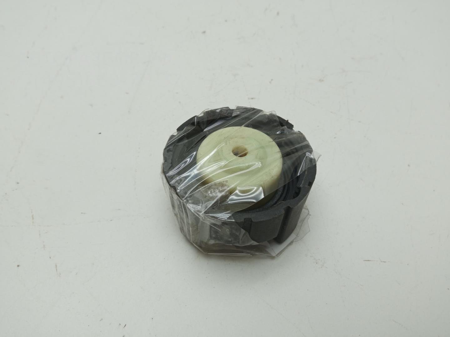 Крышка расширительного бачка