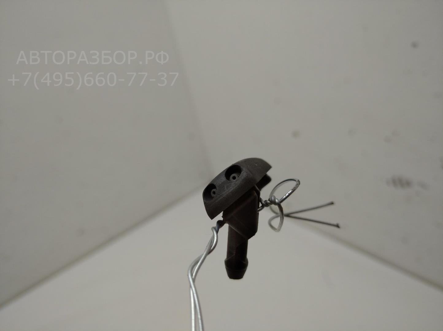 Форсунка омывателя лобового стекла