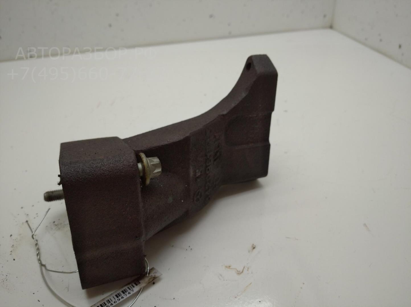 Кронштейн (сопут. товар)