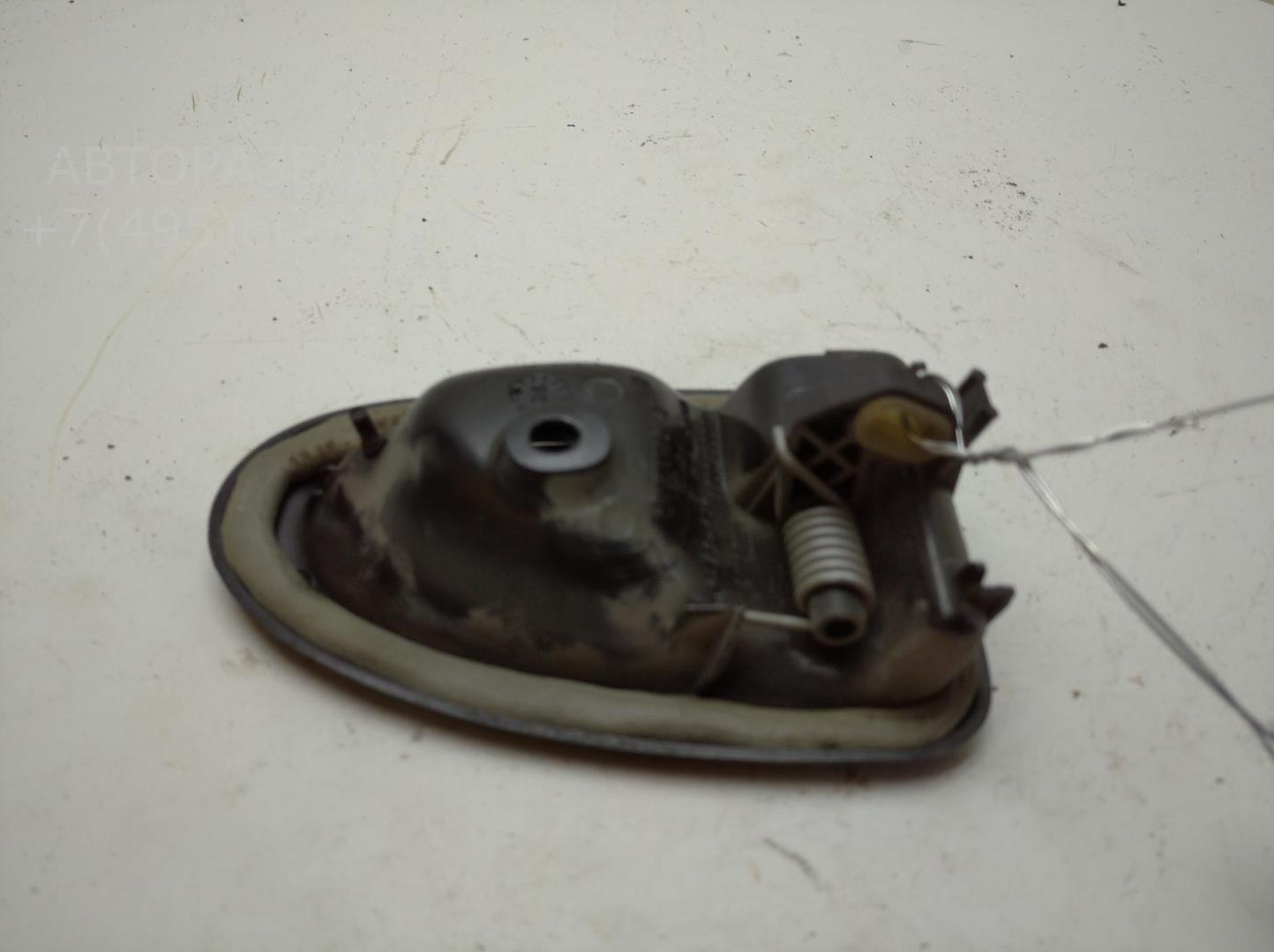 Ручка двери передней внутренняя правая