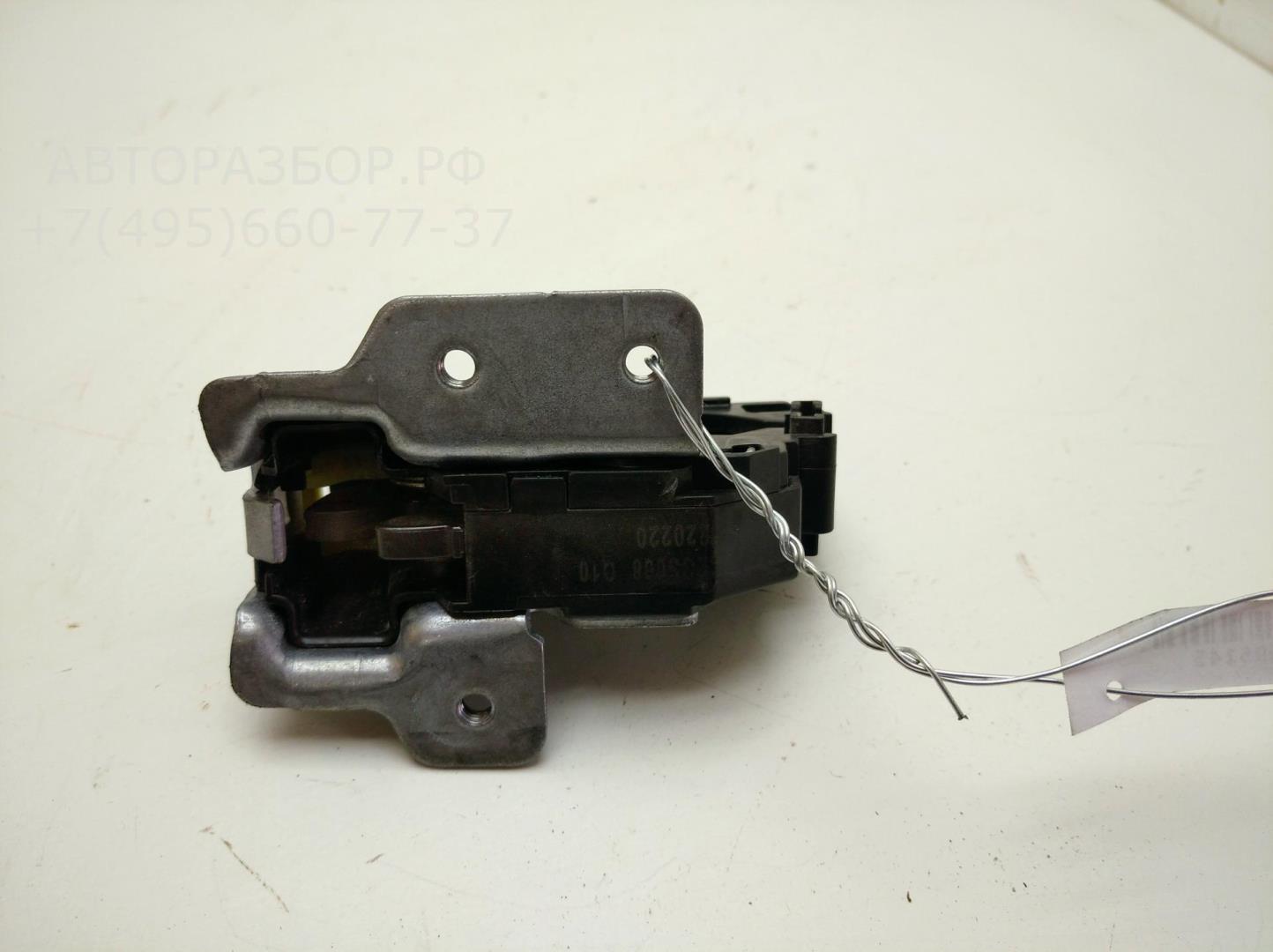 Замок двери задней левой