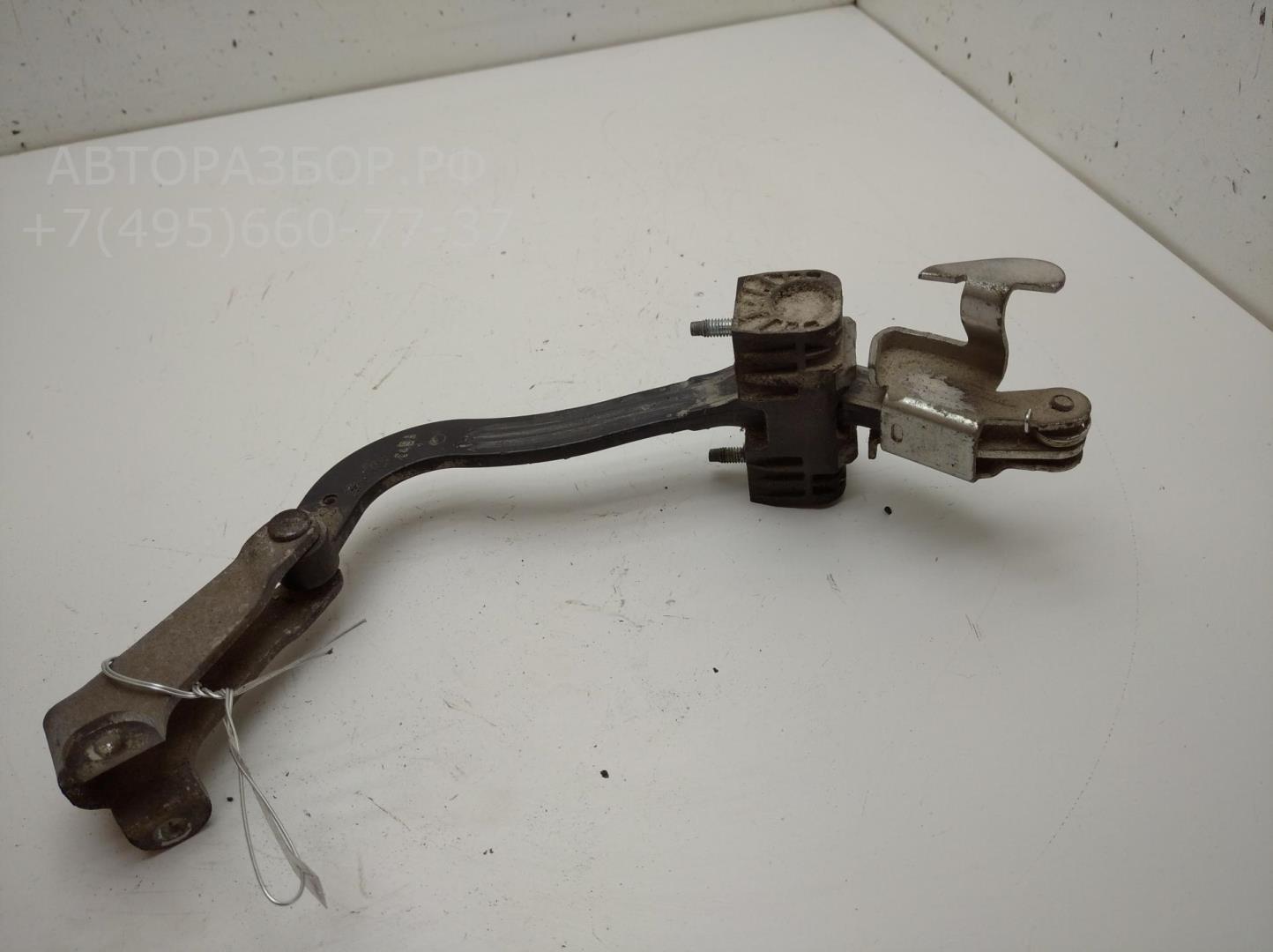 Ограничитель двери