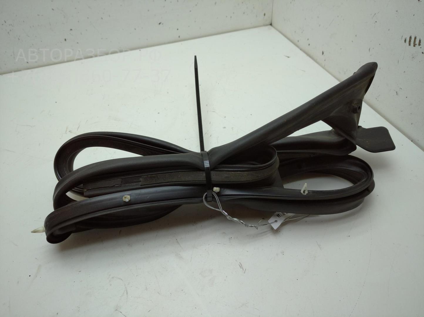 Уплотнитель двери