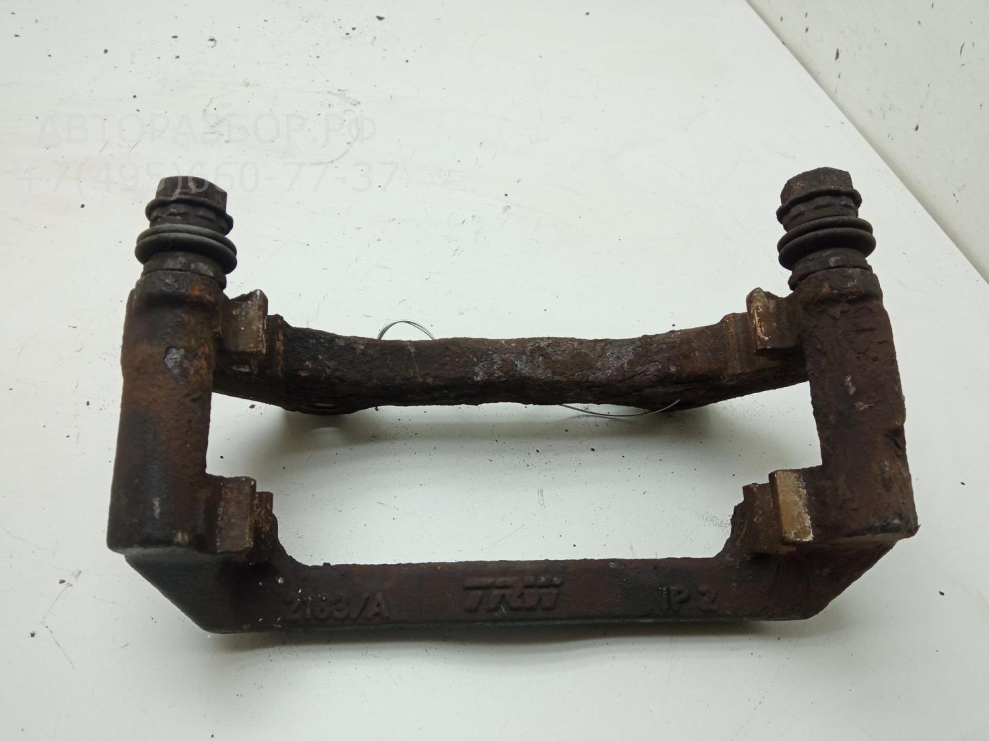Скоба суппорта переднего