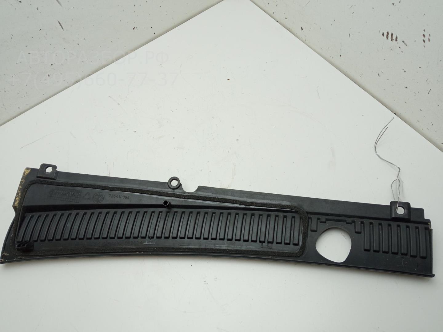 Решетка стеклоочистителей (Жабо)