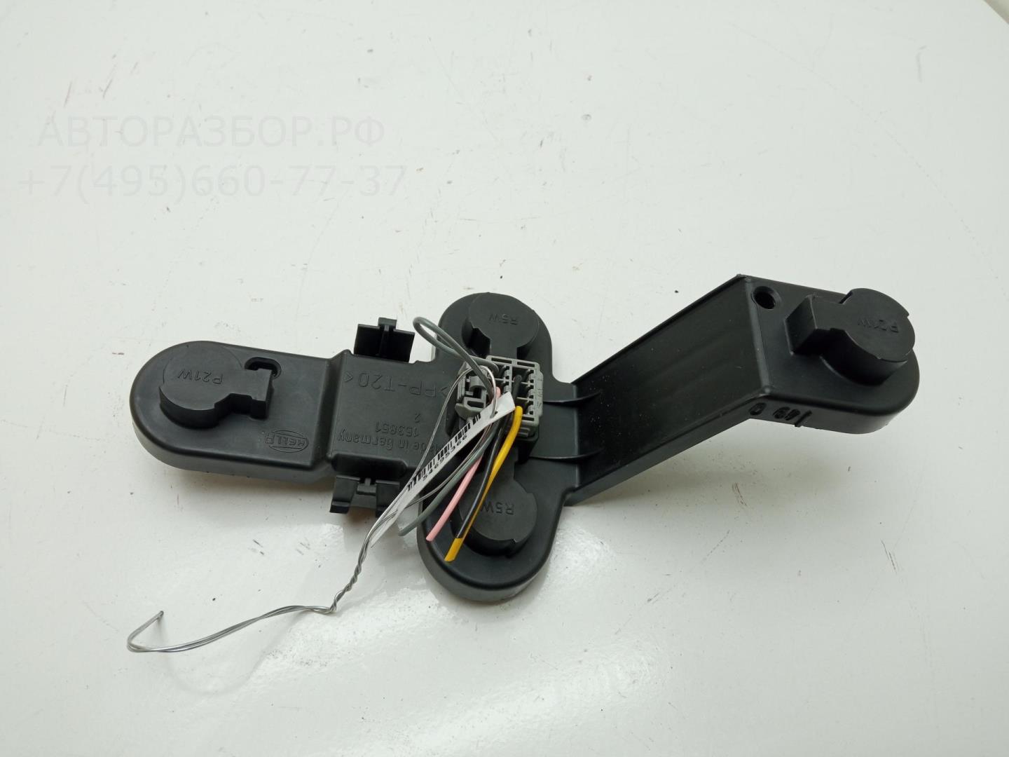 Плата заднего фонаря левого