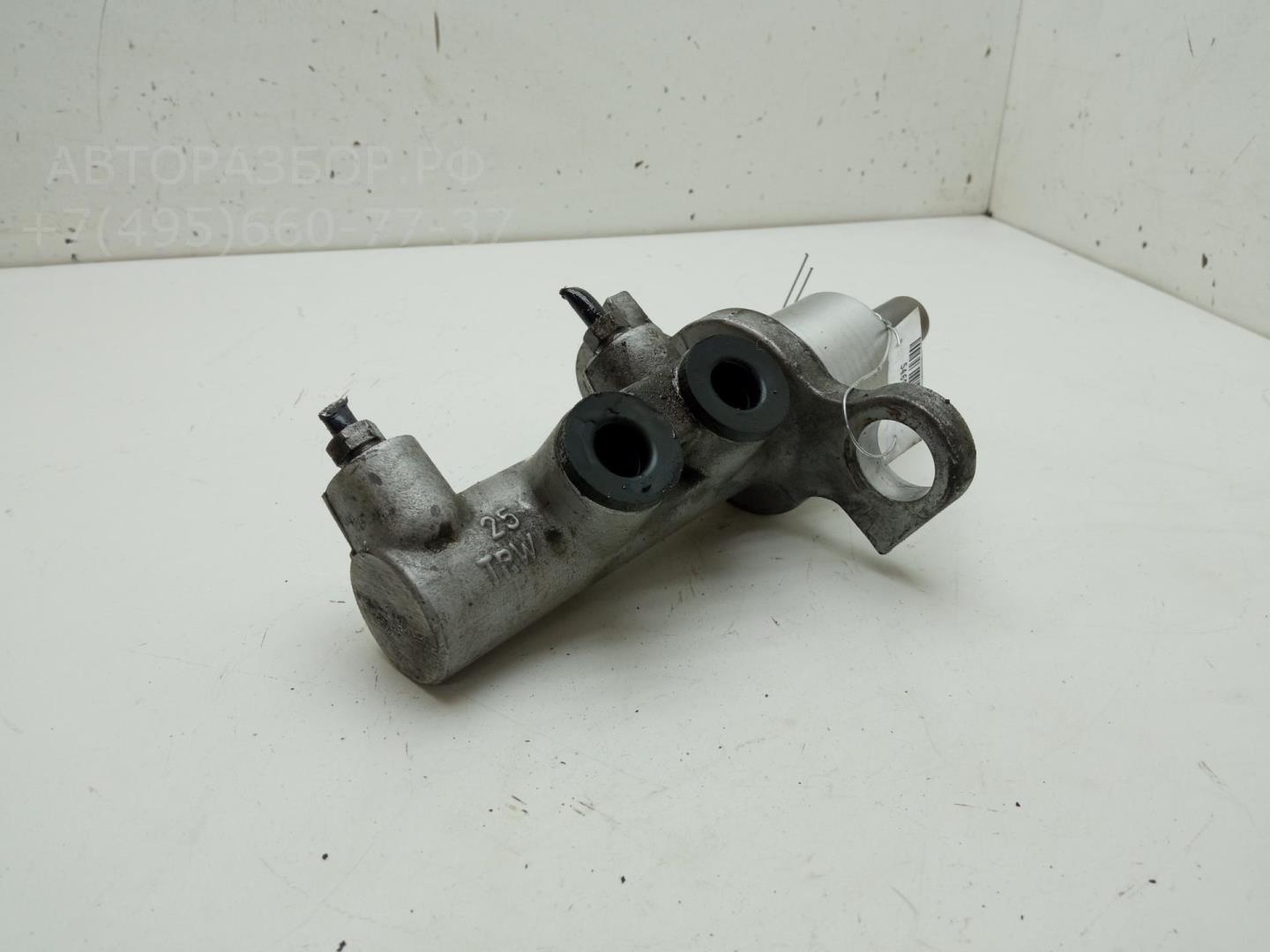 Цилиндр тормозной главный