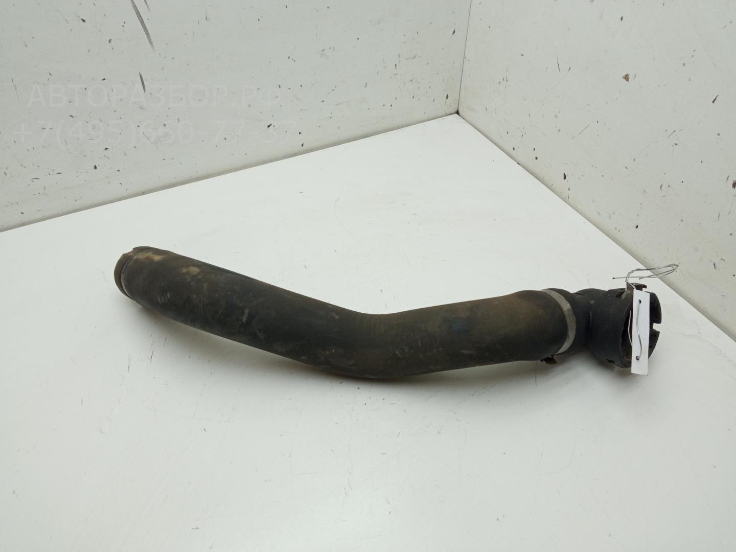 Патрубок радиатора