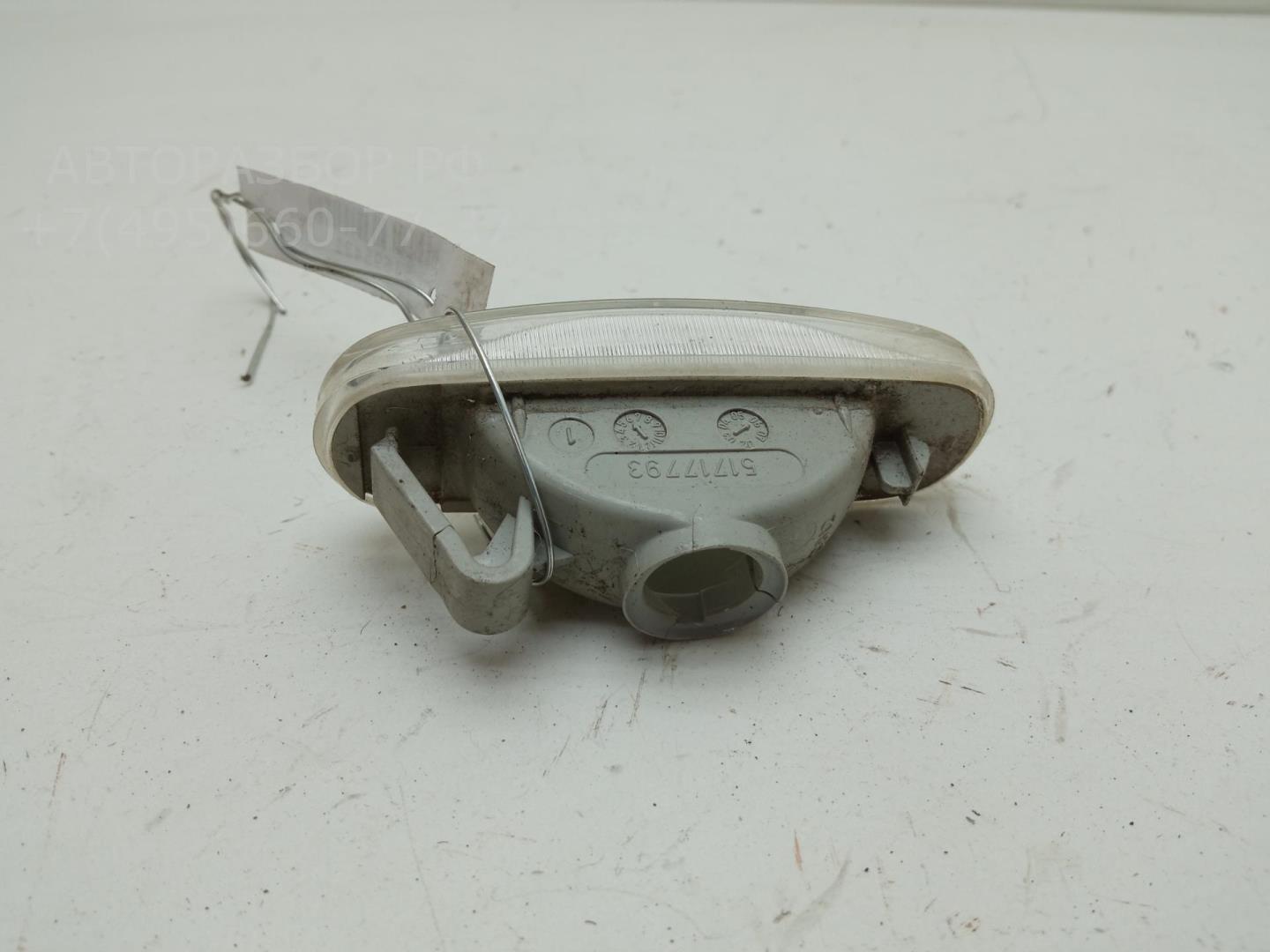 Указатель поворота левый