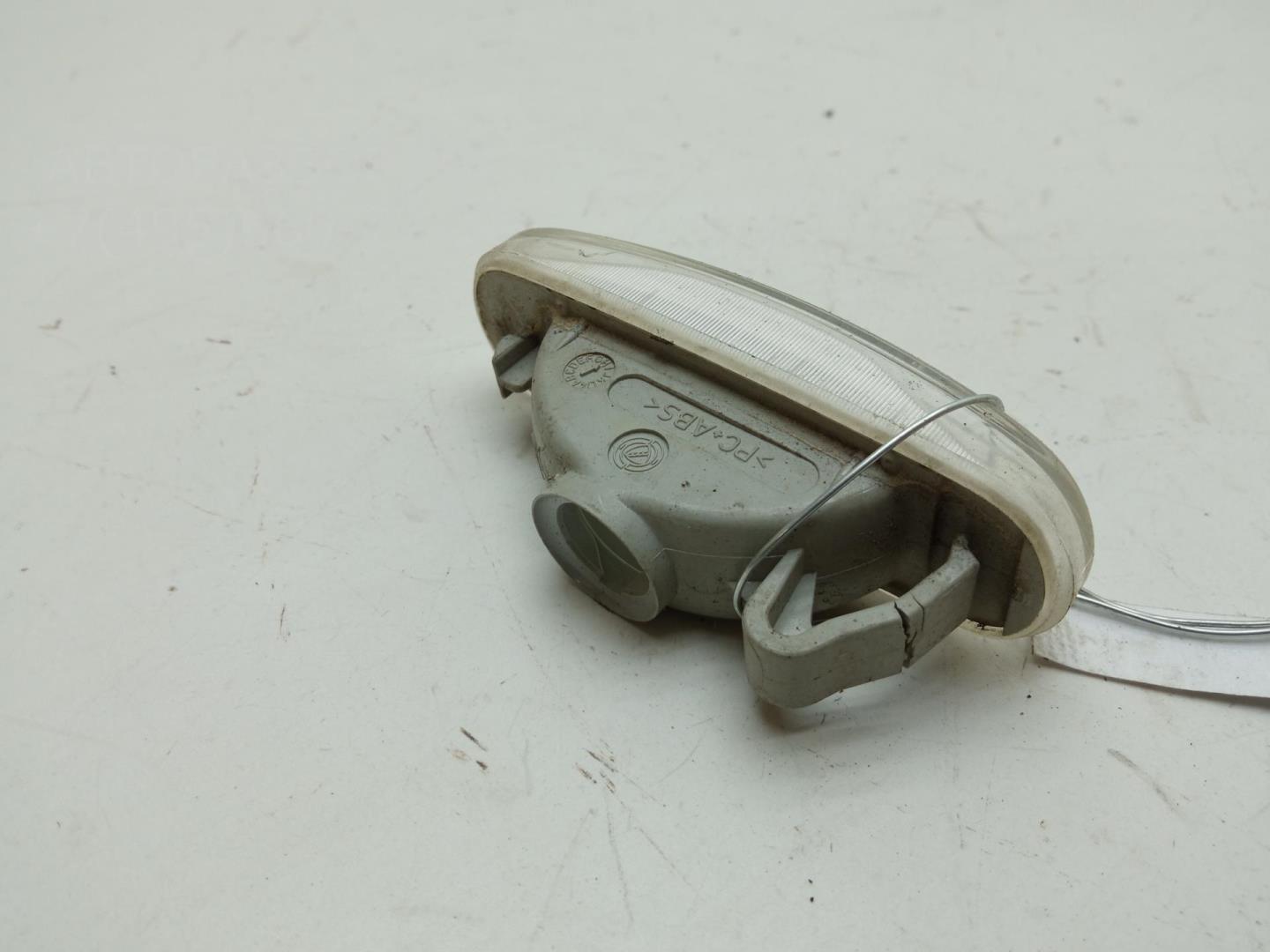 Указатель поворота правый