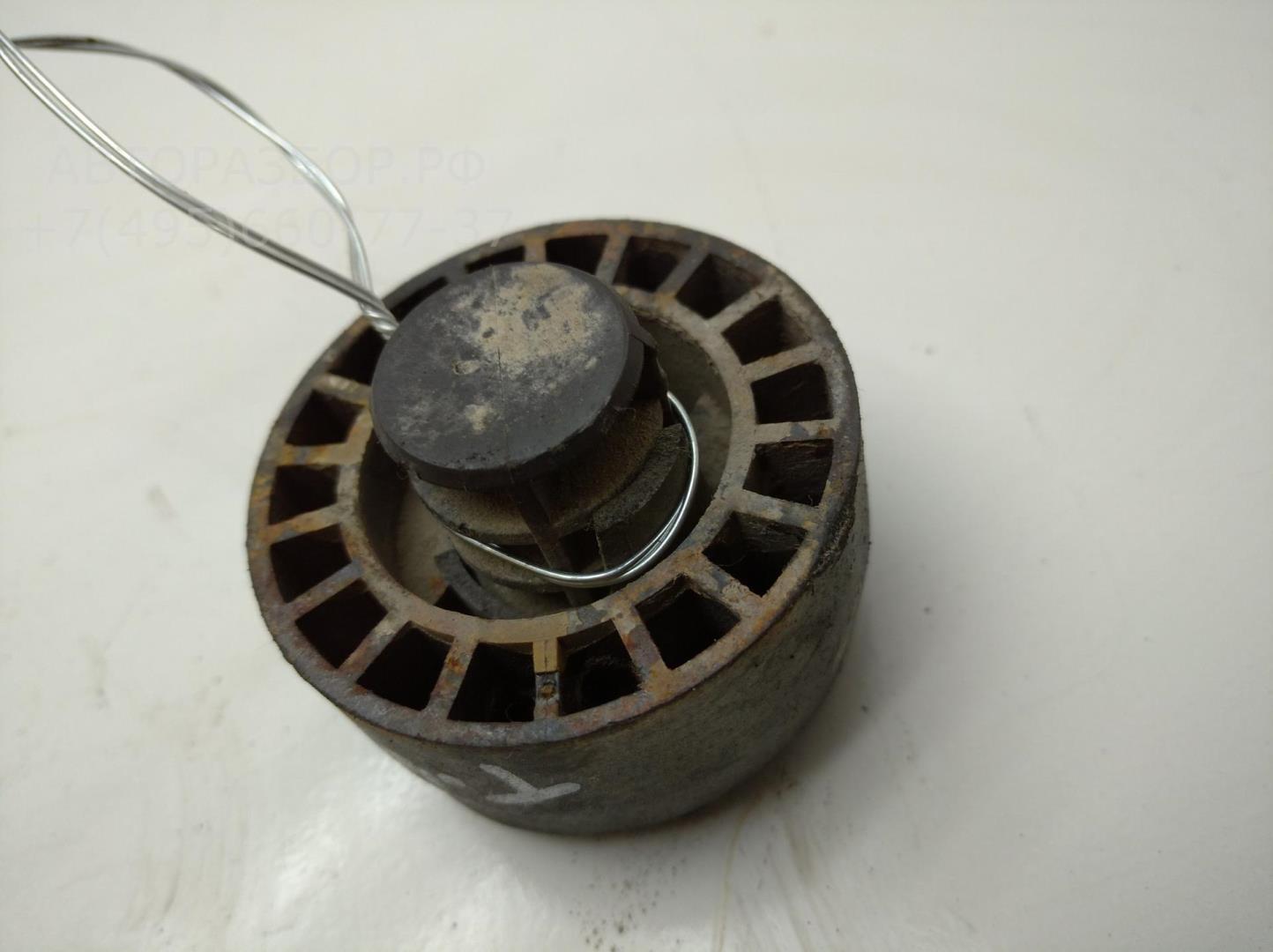 Заглушка поддомкратника