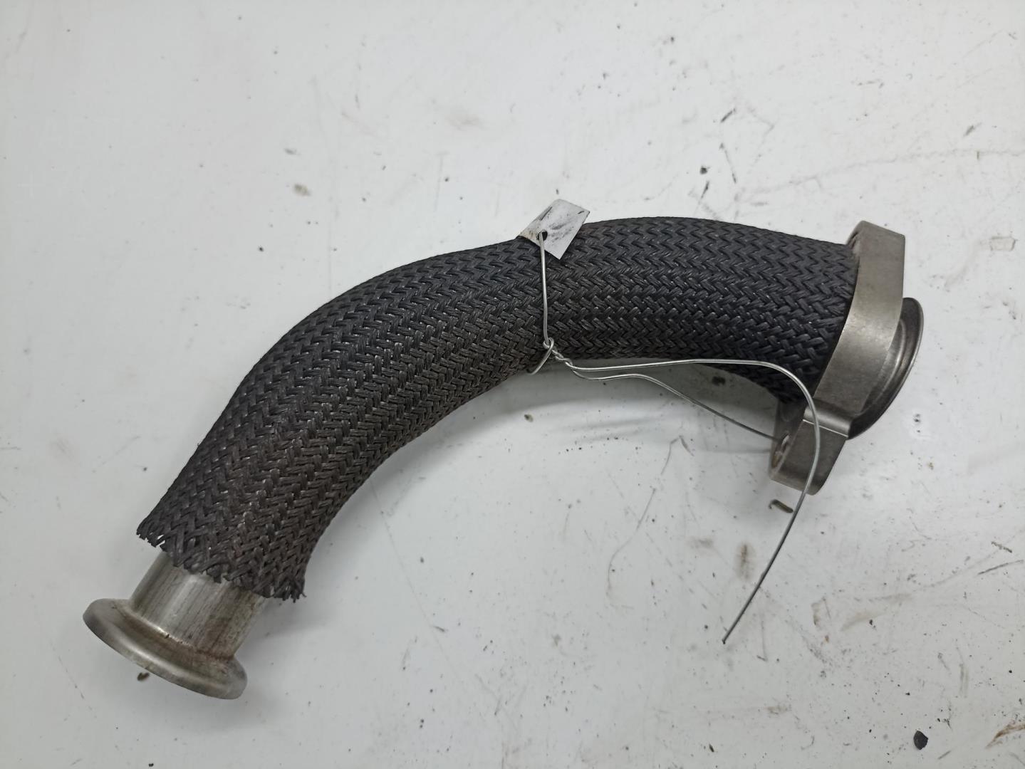 Трубка картерных газов