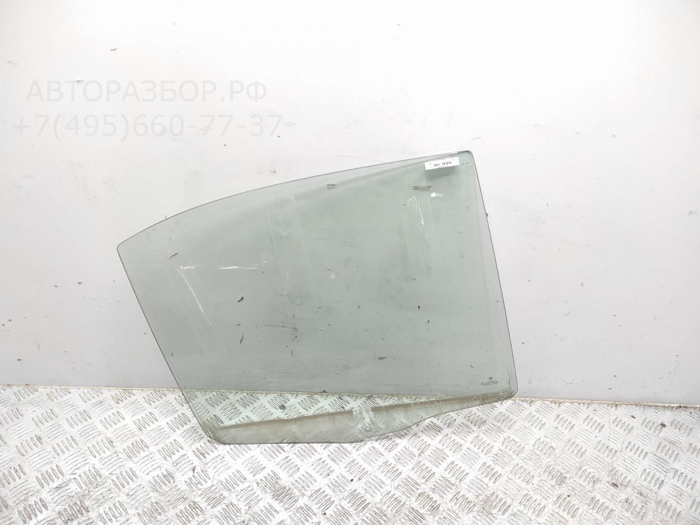Стекло двери задней правой